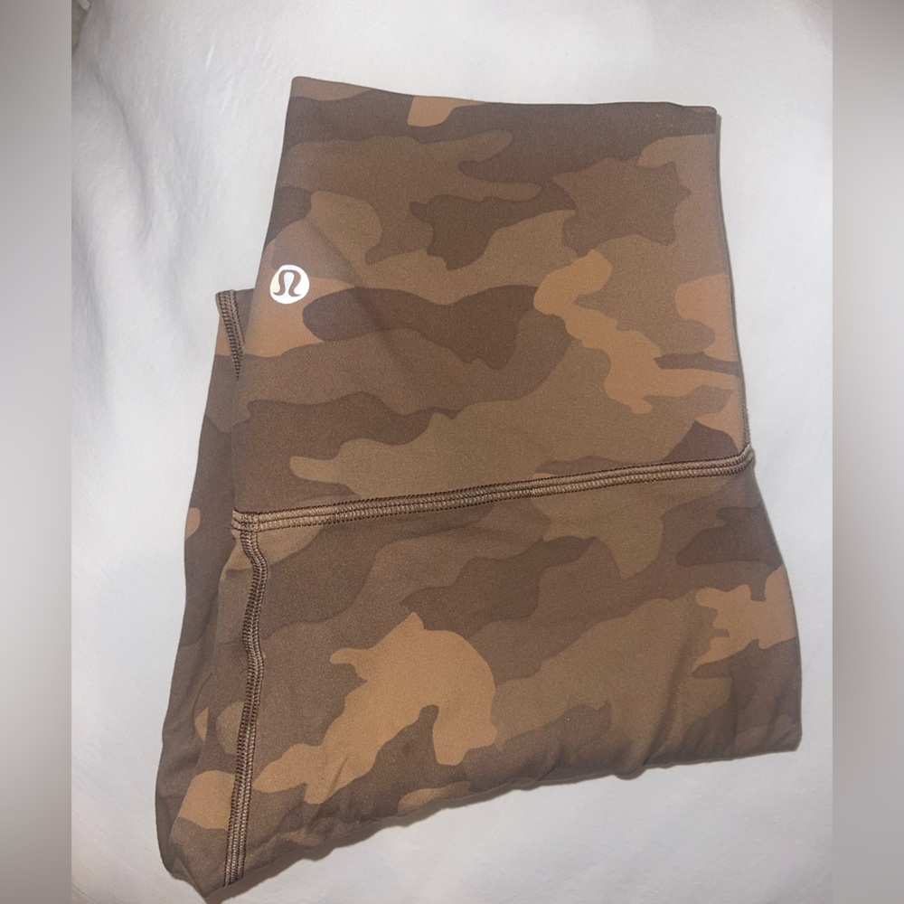 Lululemon align beige camo